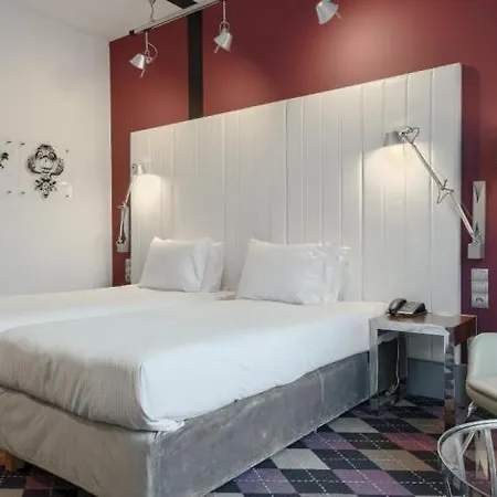Qubus Hotel