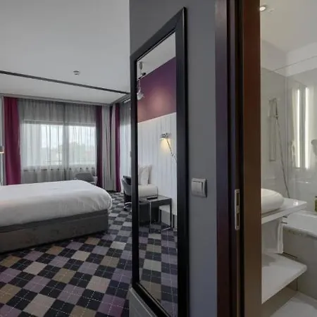 Ξενοδοχείο Qubus