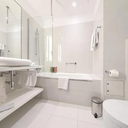 Hotel Qubus 4*