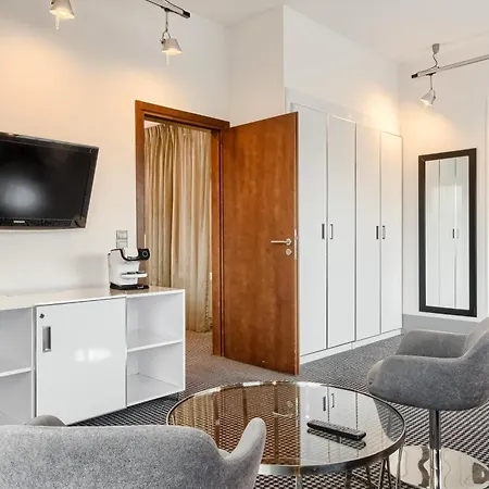 Hotel Qubus