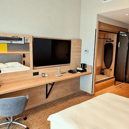 Qubus Ξενοδοχείο