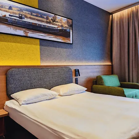 Hotel Qubus