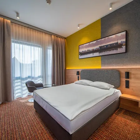Hotel Qubus 4*