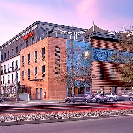 Qubus Hotel