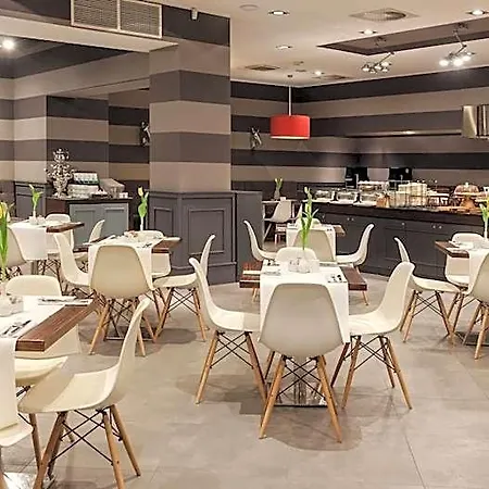 Hotel Qubus 4*