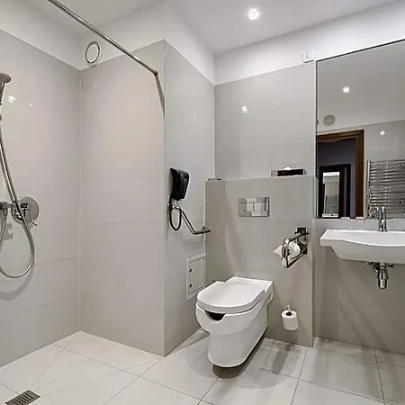Hotel Qubus 4*