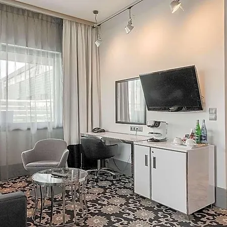 Hotel Qubus