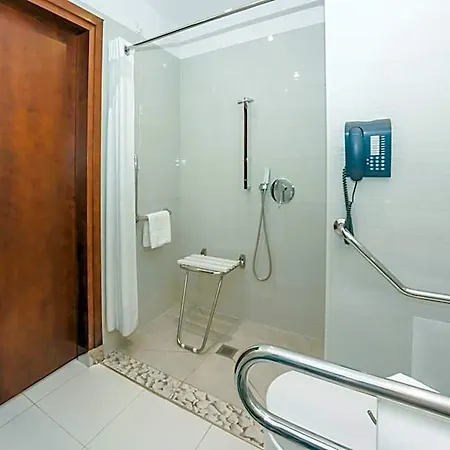 Qubus Hotel