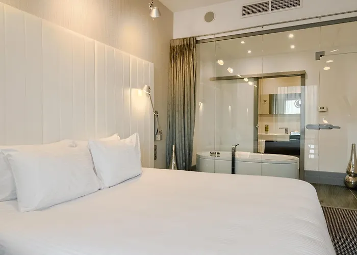 호텔 Qubus 비드고슈치